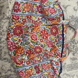 Vera Bradley large duffle